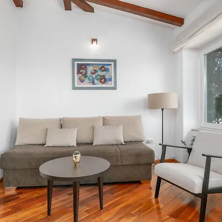 Apartment Gloria Opatija